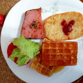 朝食～ワンプレートワッフル